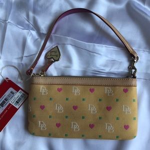 New Dooney & Bourke Large Slim Wristlet Yellow